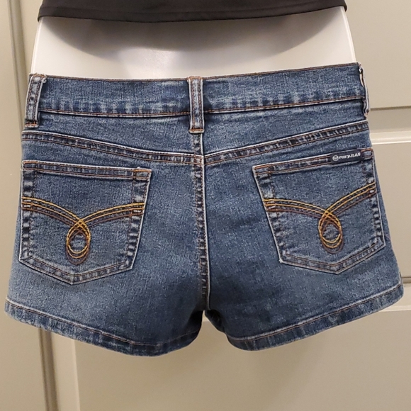 Roxy Jean shorts - Picture 4 of 10